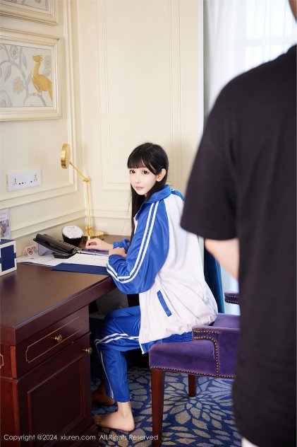 草榴视频亚洲海报