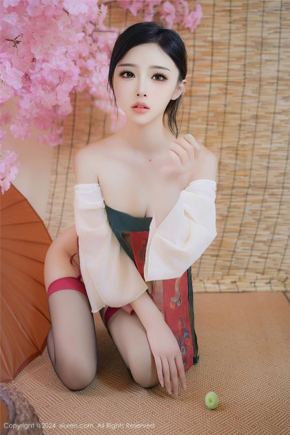 国内极品童颜胸大清纯美女袁圆大胆私房照海报